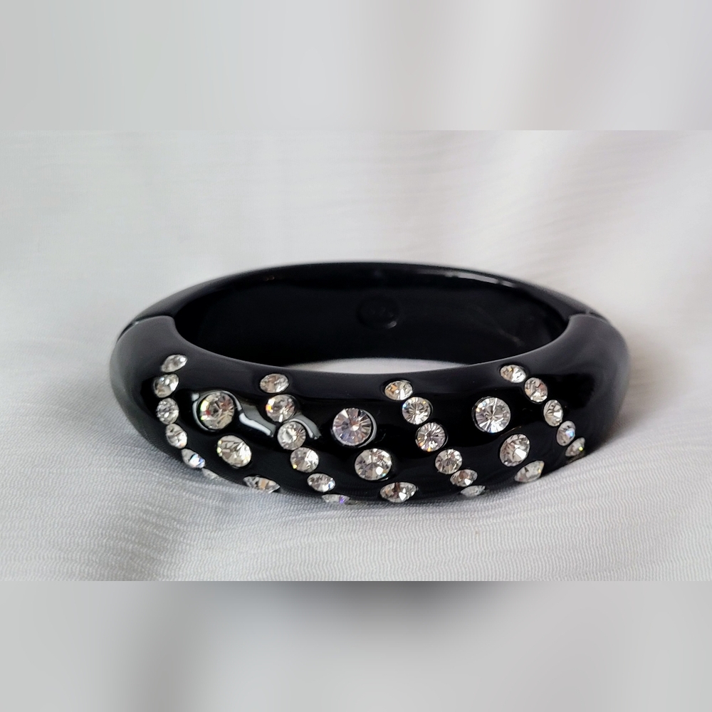 Kenneth Jay Lane Black Lucite Clear Crystal 'Treaures Of The Duchess'  Bracelet